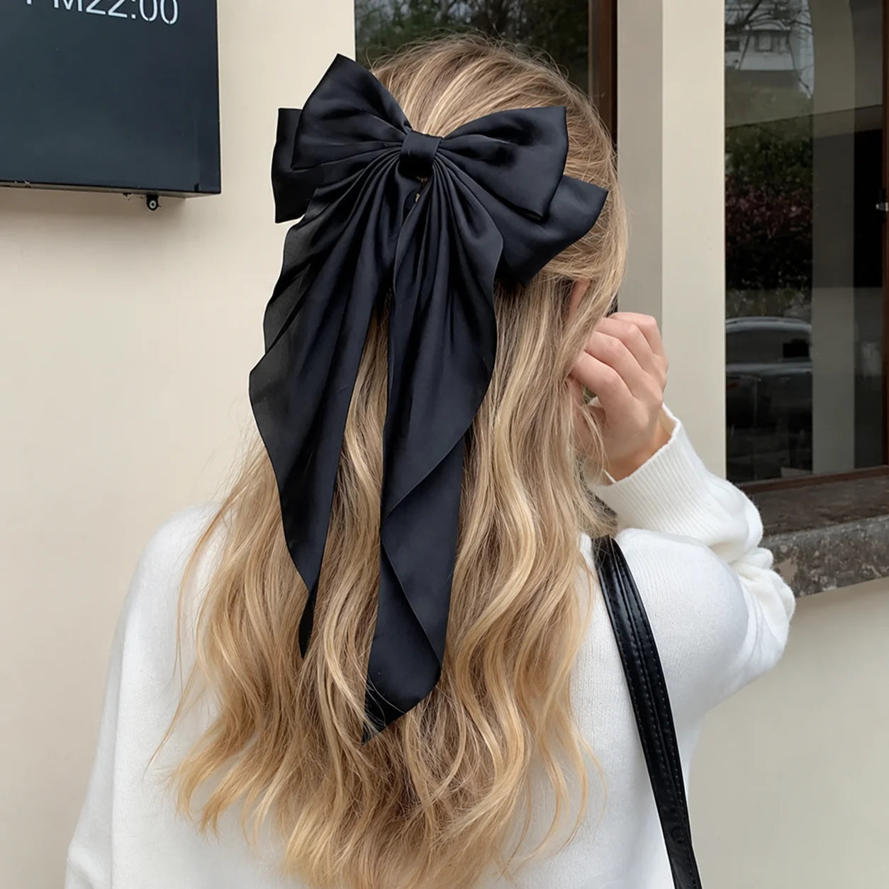 Large Satin Bow Hair Clip Women Korean Style Ribbons Bowknot Spring Clip Non Slip Hair Accessories for Girls Party Clamp Femme