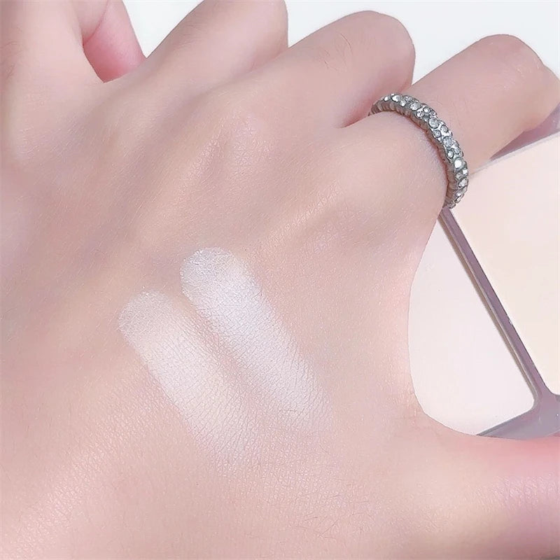 Two-tone Highlight Contour Palette Matte White Highlighter Grey Brown Nose Shadow Face Contouring Bronzer Brighten Powder Makeup
