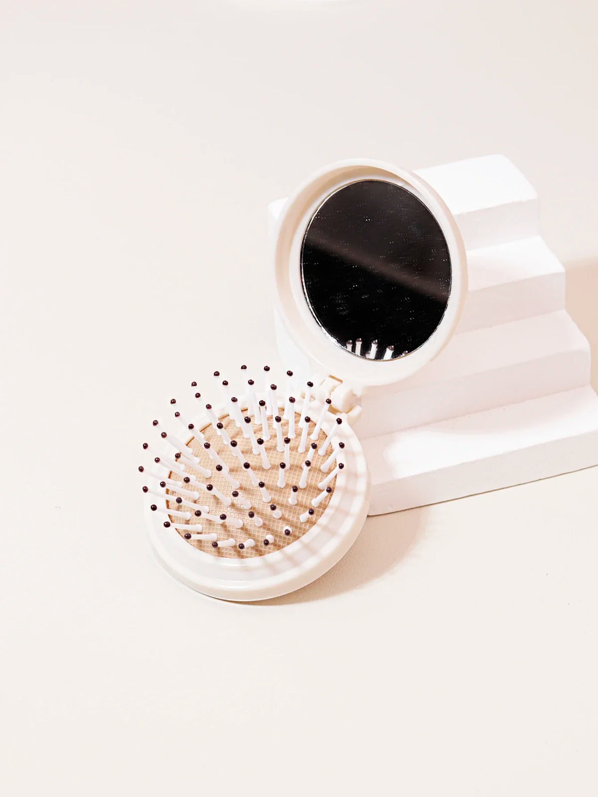 1PC Mini Portable Folding Head Massager Anti-Static Travel Hair Brush Comb Styling Accessory Mirror for Real Hair Wigs
