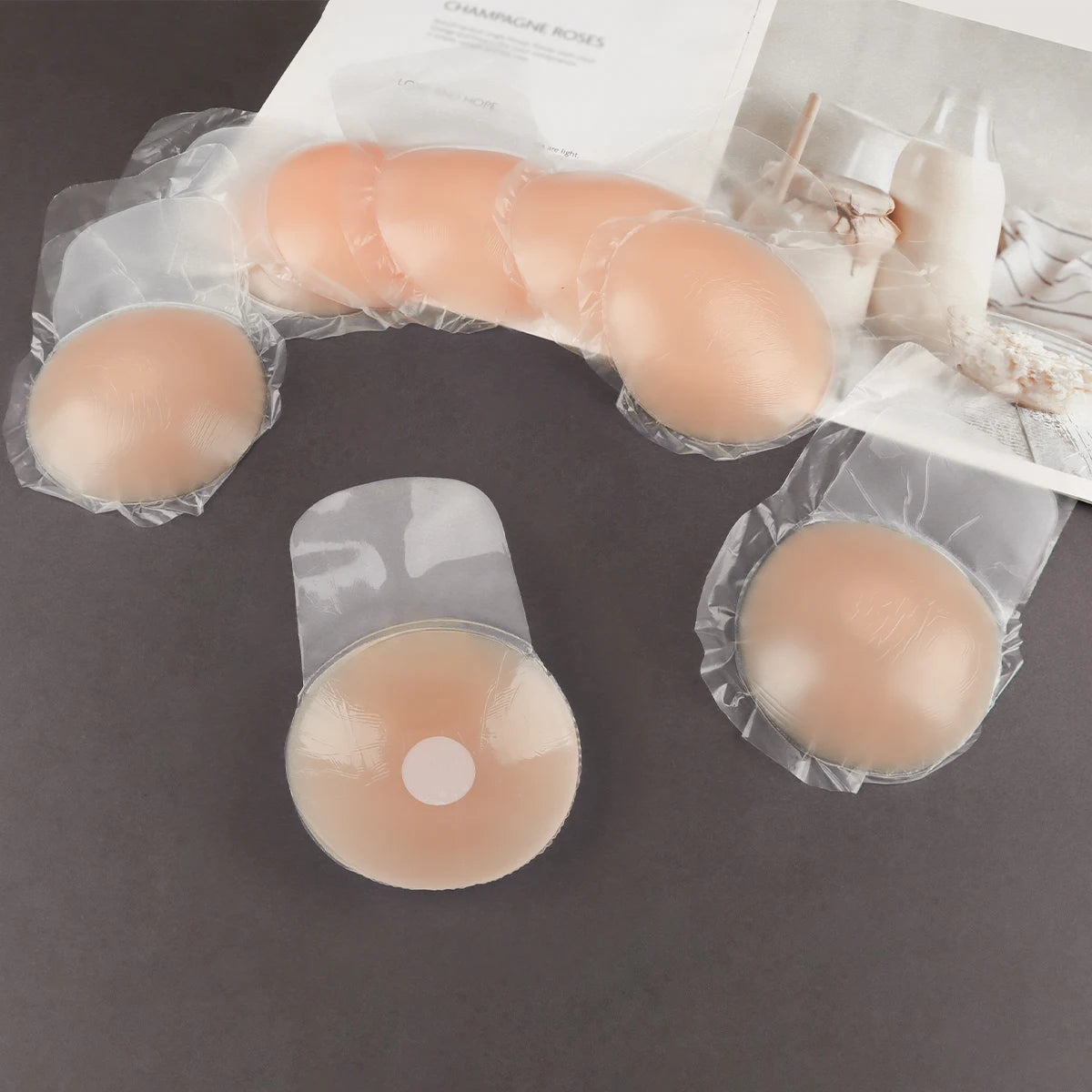 Silicone push-up breast patches for women's wedding dresses; adhesive cups for lifting and gathering in spring and summer; invis