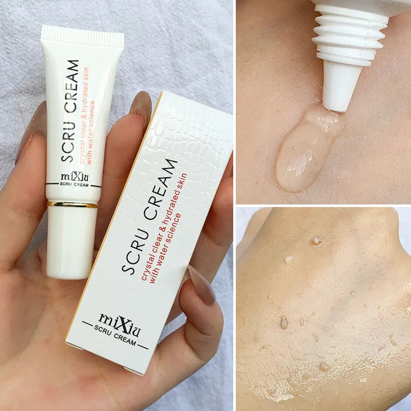 Magic Lip Lighten Scrub Dark Black Lip Removal Exfoliation Pigmentation Fade Dull Pink Lip Balm Brighten Anti-Crack Moisturizing